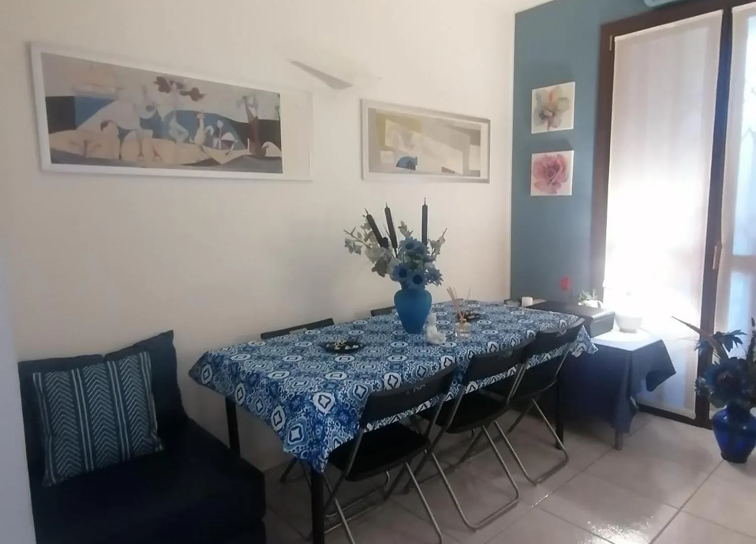 La Casa Blu- Forum Di Assago, Ospedale Humanitas, Milanofiori, Ieo Rozzano 0*,  Italy