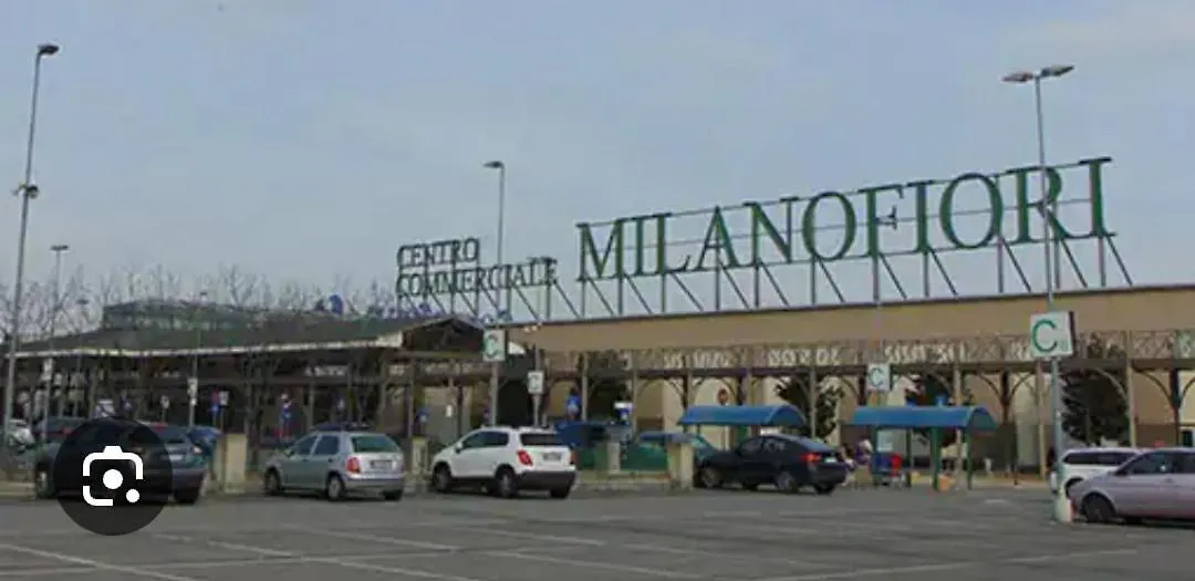 La Casa Blu- Forum Di Assago, Ospedale Humanitas, Milanofiori, Ieo Rozzano Italy