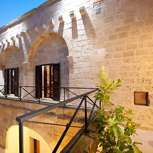 residenza-pizziniaco.lecce-hotels.com/